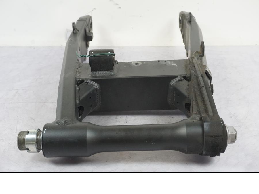 Snett uppifrån på Sving från en Kawasaki Z 900 -2019 motorcykel.