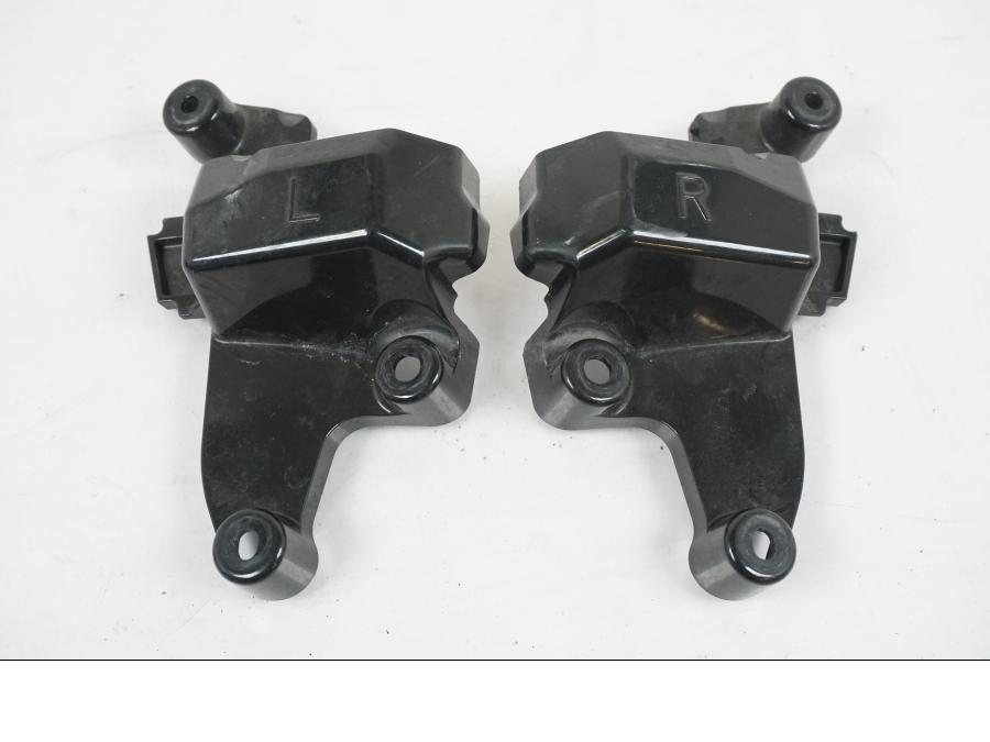 Framsidan på Plast från en Yamaha YZF 1000 R1 -2007 motorcykel.