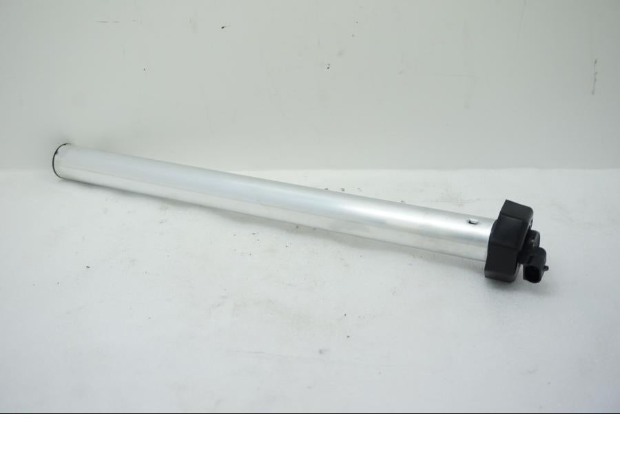 Framsidan på Bensintanksgivare från en KTM 1290 Super Adventure R -2021 motorcykel.