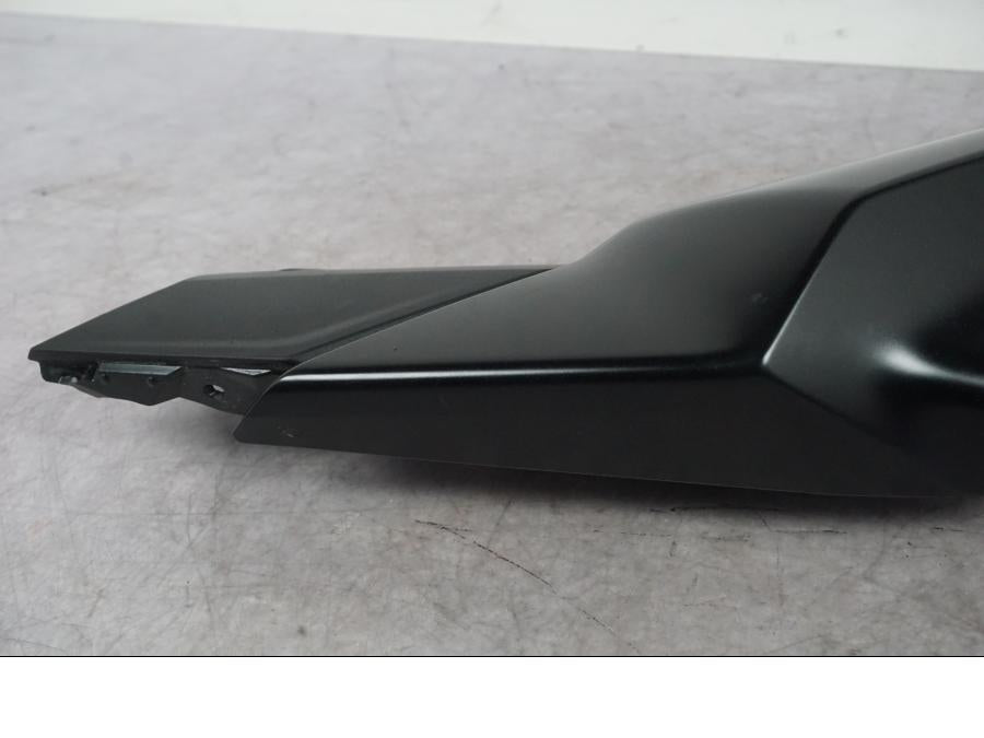 Baksidan på Bakvinge från en Yamaha MT-09 -2024 motorcykel.