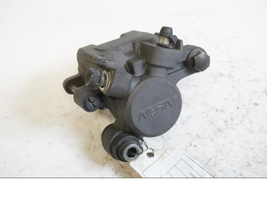 Framsidan på Bromsok från en Honda CBR 900 RR -1995 motorcykel.