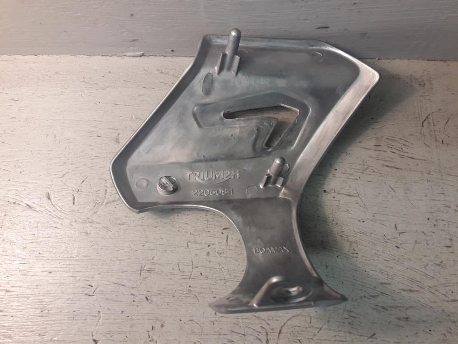 Baksidan på Dekorkåpa från en Triumph Speed Twin -2019 motorcykel.