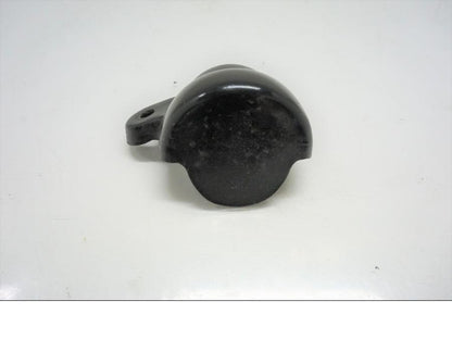 Höger sida på Bromsvätskebehållarkåpa från en Yamaha XVZ 1300 -1997 motorcykel.