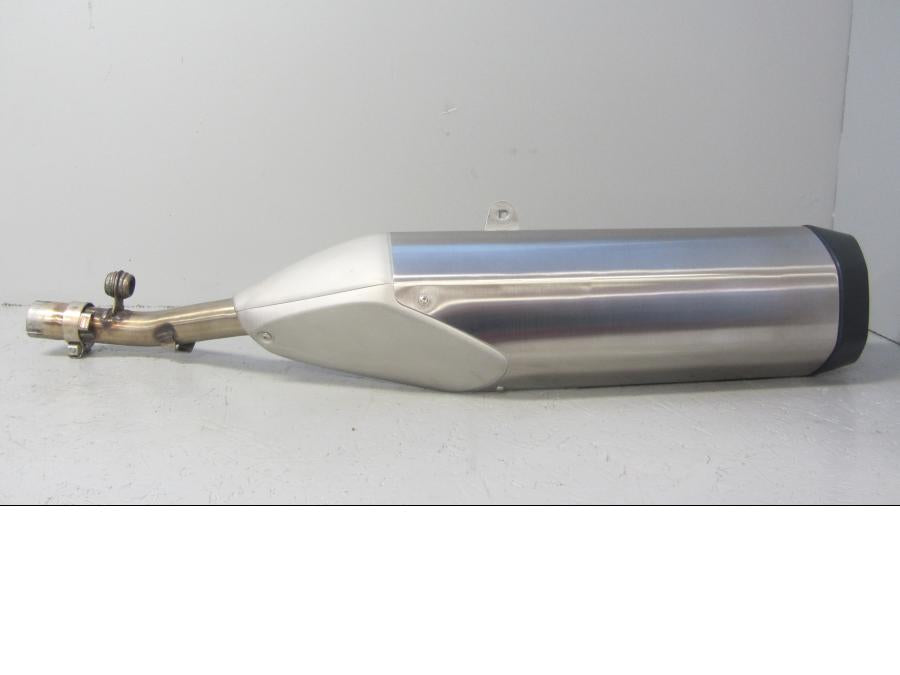 Framsidan på Ljuddämpare från en BMW K 1600 -2017 motorcykel.