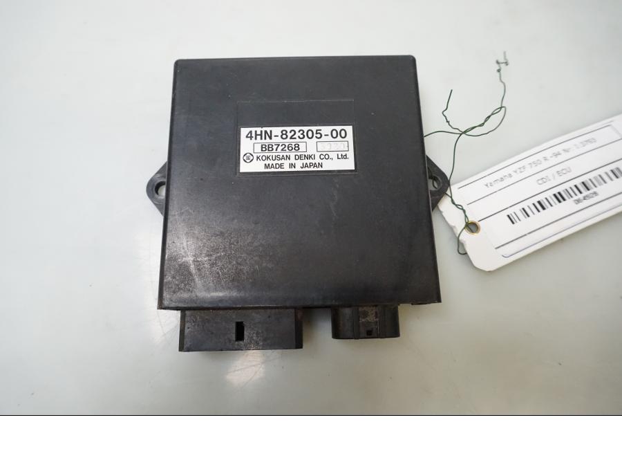 Framsidan på CDI / ECU från en Yamaha YZF 750 R -1994 motorcykel.