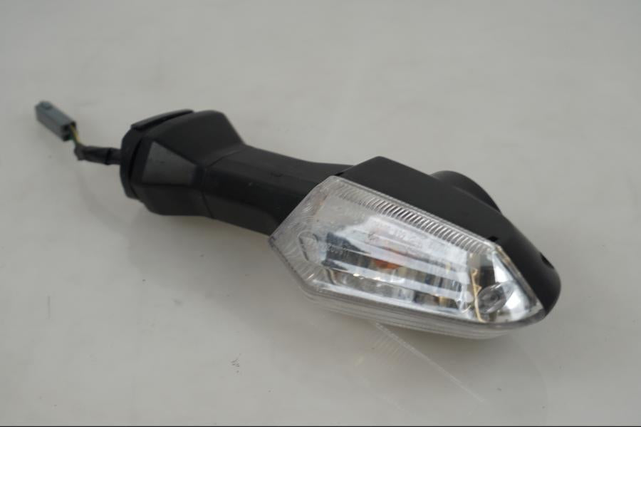 Framsidan på Blinkers från en Kawasaki ER-6N -2015 motorcykel.