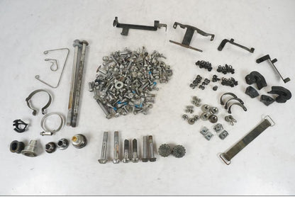 Framsidan på Skruv / Mutter etc från en Triumph Tiger Explorer -2013 motorcykel.