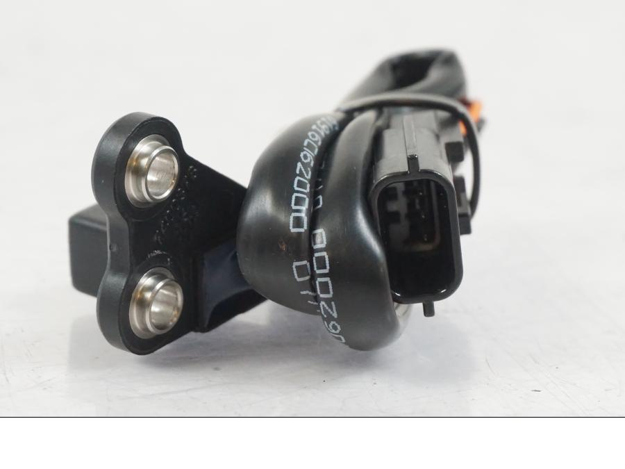 Extrabild2 på Nivåsensor från en KTM 1290 Super Duke R EVO -2023 motorcykel.