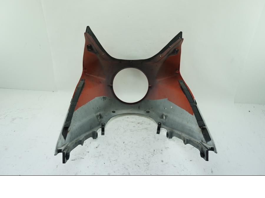 Vänster sida på Toppkåpa från en Suzuki GSX 1100 EF -1985 motorcykel.