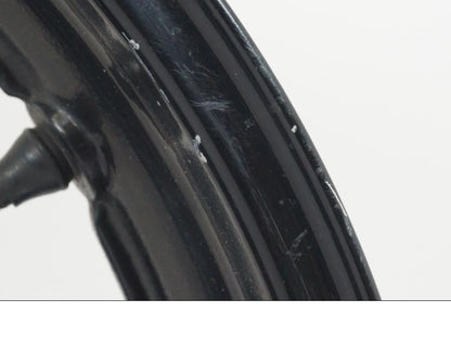 Snett uppifrån på Fälg från en Honda CBR 1000 RR -2004 motorcykel.