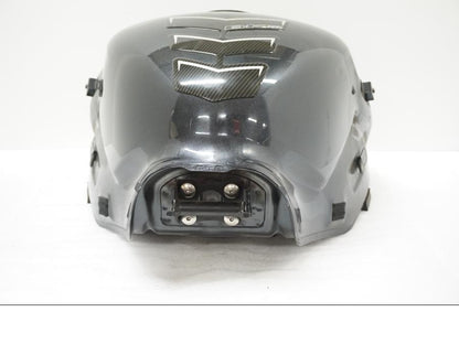 Baksidan på Bensintank från en Suzuki GSX 1300 BK -2008 motorcykel.