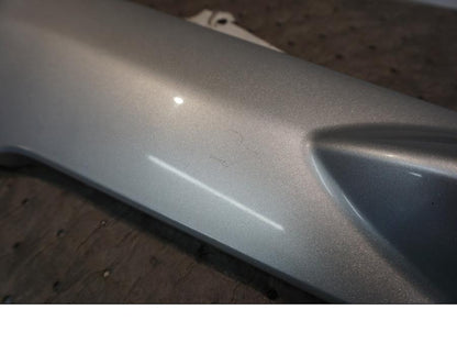 Baksidan på Sidopanel från en Yamaha FJR 1300 -2004 motorcykel.