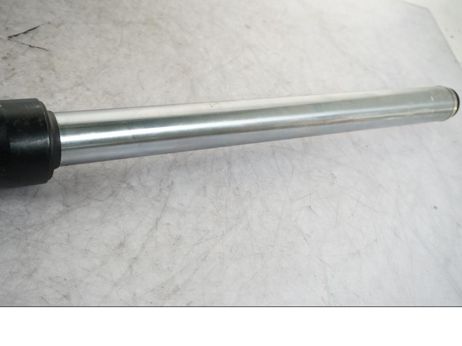 Extrabild4 på Gaffelben från en Honda VFR 750 -1988 motorcykel.