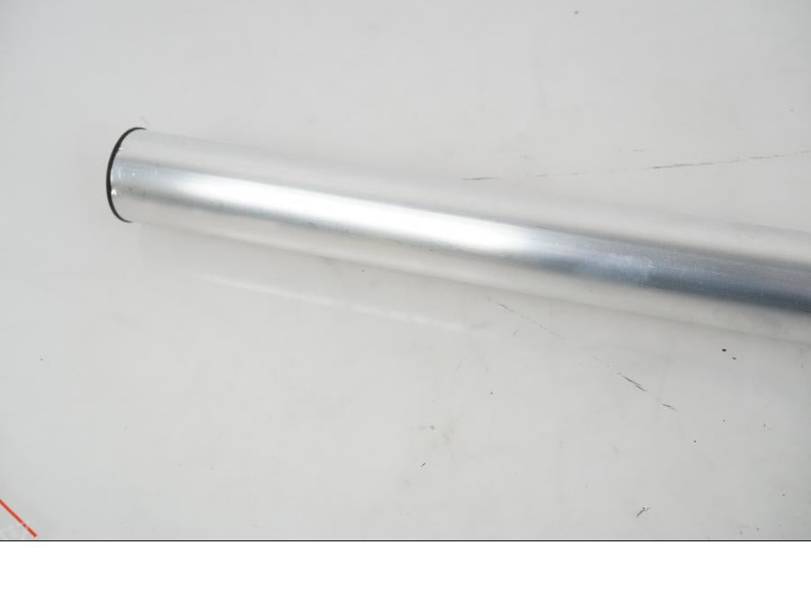 Höger sida på Bensinnivågivare från en KTM 1290 Super Adventure S -2022 motorcykel.