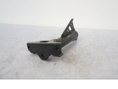 Framsidan på Toppkåpstag från en Kawasaki ER-6F -2010 motorcykel.