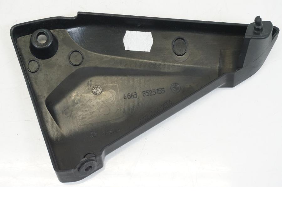 Snett uppifrån på Sidkåpa från en BMW R 1250 GS -2019 motorcykel.