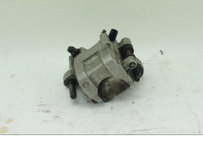 Baksidan på Bromsok från en Honda CBR 900 RR -1998 motorcykel.