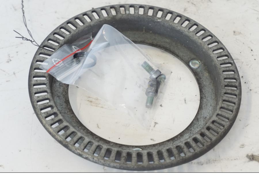 Framsidan på ABS krans från en Honda SH 300 A -2011 scooter.