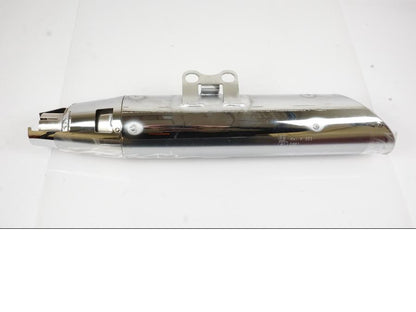 Höger sida på Ljuddämpare från en Kawasaki EN 500 -1999 motorcykel.