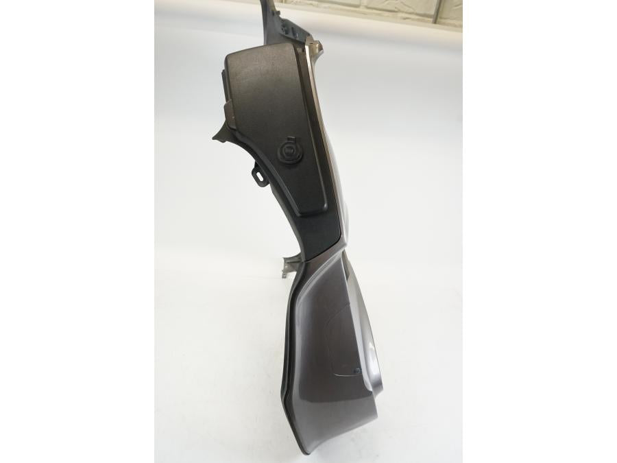 Extrabild3 på Sidkåpa från en Honda ST 1300 -2002 motorcykel.