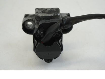 Vänster sida på Låssats från en Honda XL 1000 V -1999 motorcykel.