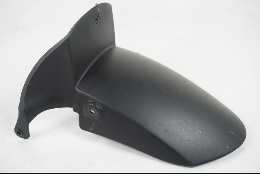 Snett uppifrån på Framskärm från en BMW F 650 CS -2002 motorcykel.