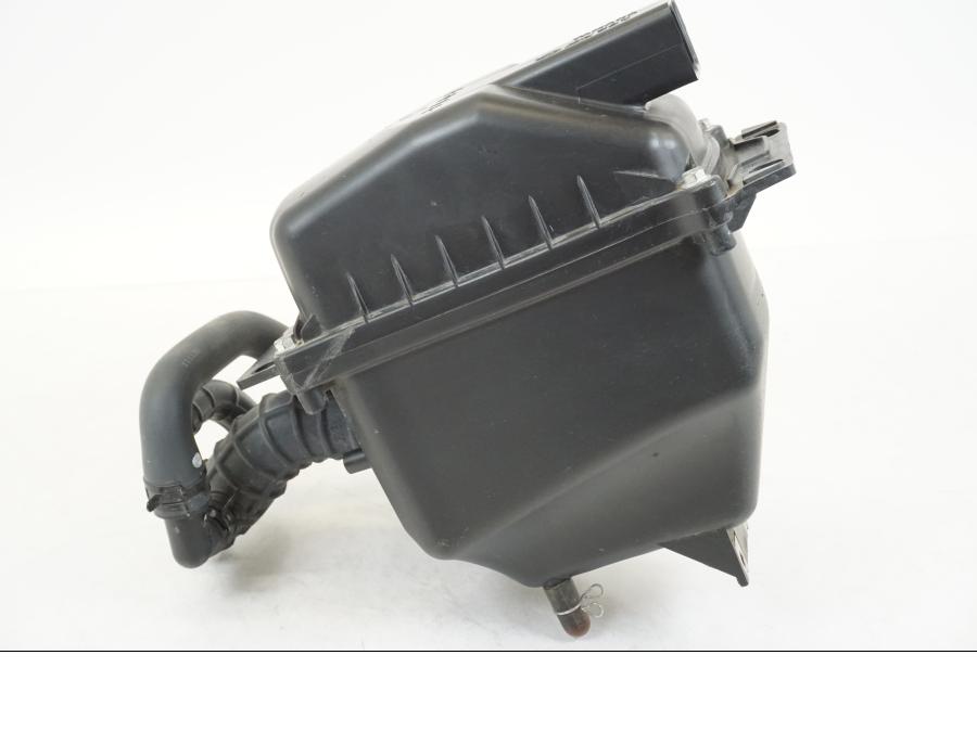 Vänster sida på Luftburk från en Yamaha WR 125 -2011 motorcykel.