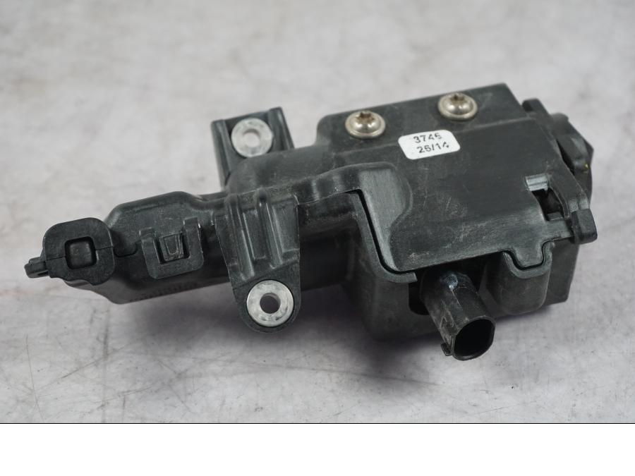 Baksidan på Lås från en BMW K 1600 GTL -2015 motorcykel.