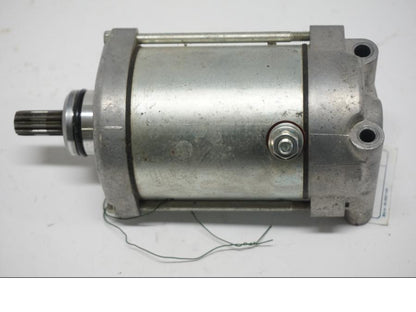 Baksidan på Startmotor från en Yamaha FZ1-SA -2007 motorcykel.