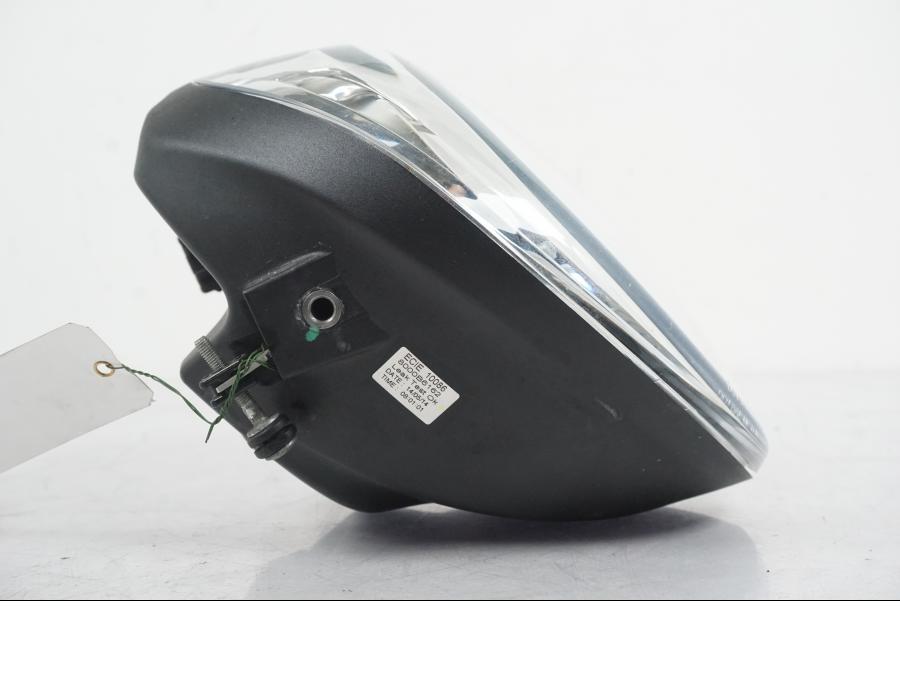 Snett uppifrån på Strålkastare från en MV Agusta Dragster -2014 motorcykel.