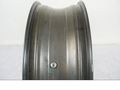 Extrabild2 på Fälg från en KTM 950 SM -2006 motorcykel.