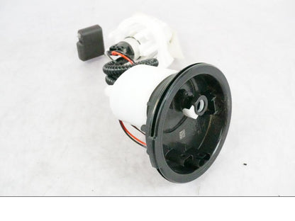 Baksidan på Bensinpump insprut från en BMW R 1250 GSA -2021 motorcykel.