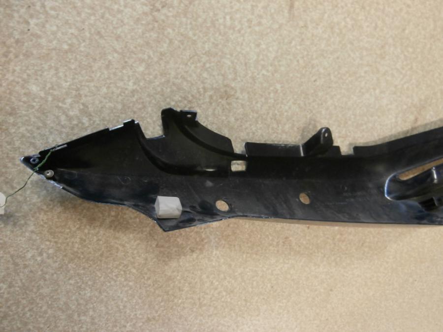 Snett uppifrån på Bakvinge från en Yamaha XJ 900 S -1998 motorcykel.