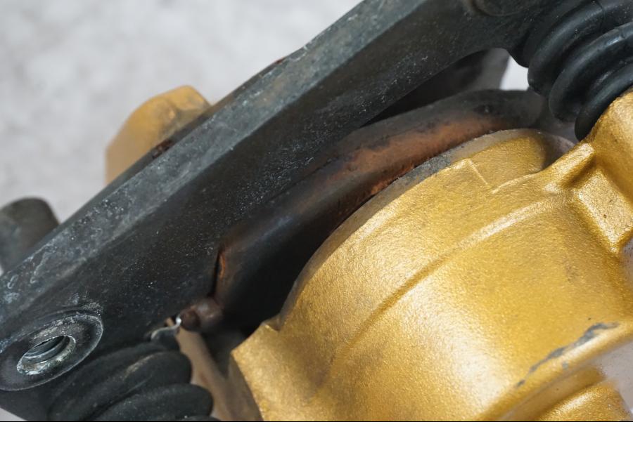 Extrabild2 på Bromsok från en Kawasaki ZX-6R -2006 motorcykel.