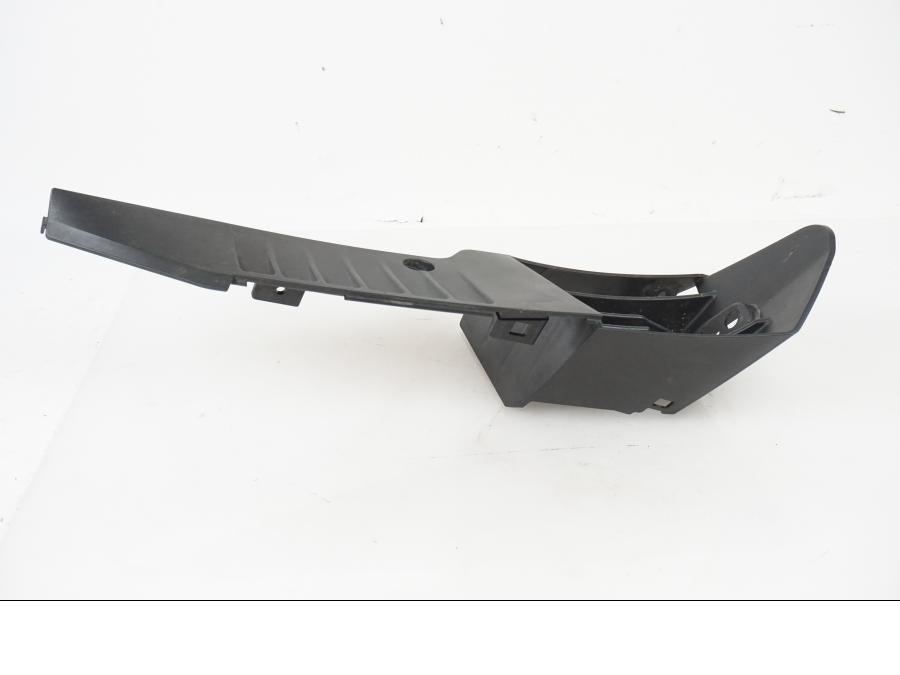 Höger sida på Kylarvinge från en H-D Adventure Pan America Special RA1250S -2021 motorcykel.