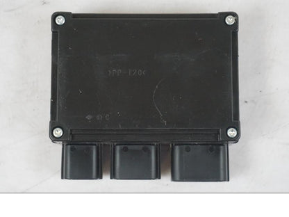 Baksidan på Reläbox från en Kawasaki ZZ-R 1400 -2009 motorcykel.