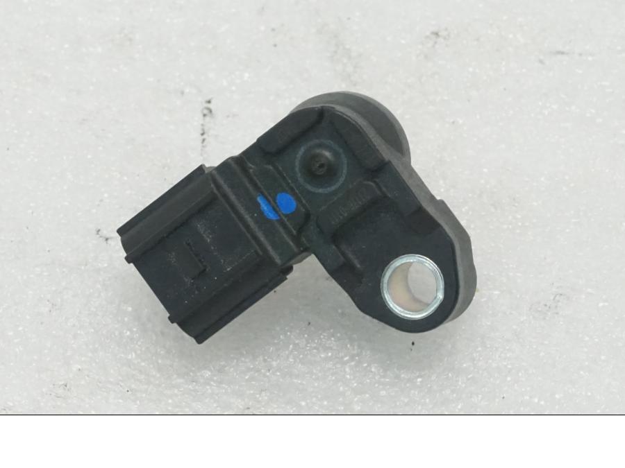 Framsidan på Mapsensor från en Kawasaki Z 400 -2020 motorcykel.