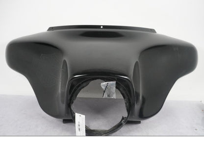 Framsidan på Toppkåpa från en H-D Touring Street Glide FLHX -2009 motorcykel.