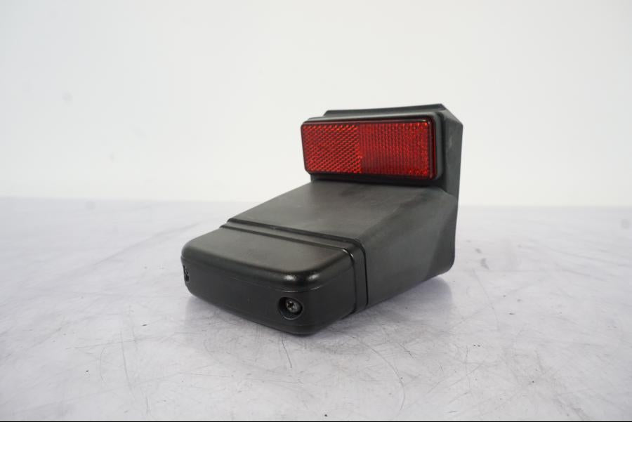 Framsidan på Skyltbelysning från en Honda CBR 125 R -2006 motorcykel.