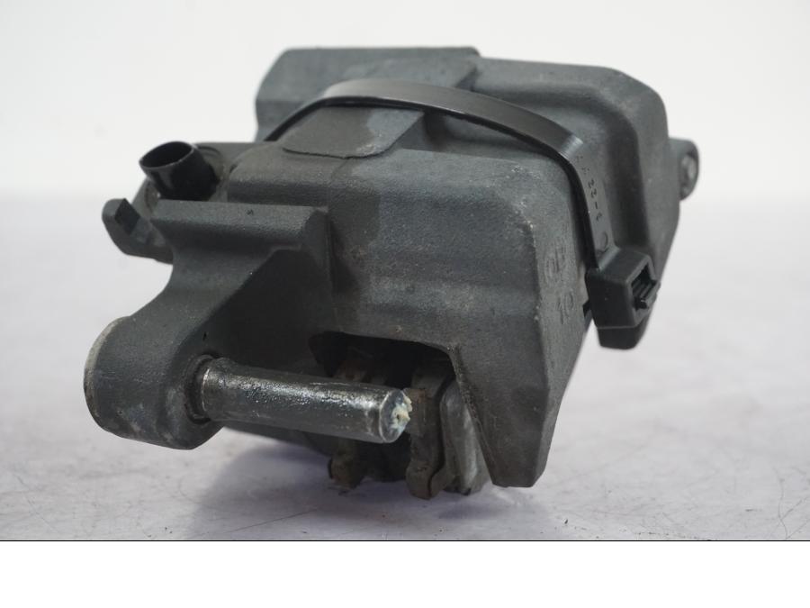 Extrabild1 på Bromsok från en Suzuki GSF 1250 -2010 motorcykel.