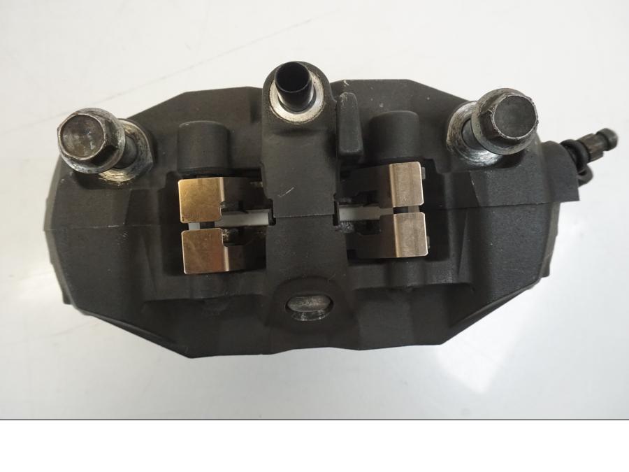 Snett uppifrån på Bromsok från en Suzuki GSX-R 1000 -2005 motorcykel.