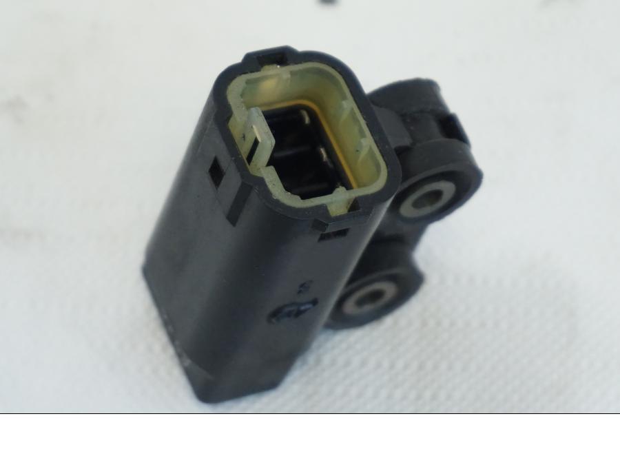 Vänster sida på Tilt Sensor från en Yamaha YZF R6 -2006 motorcykel.