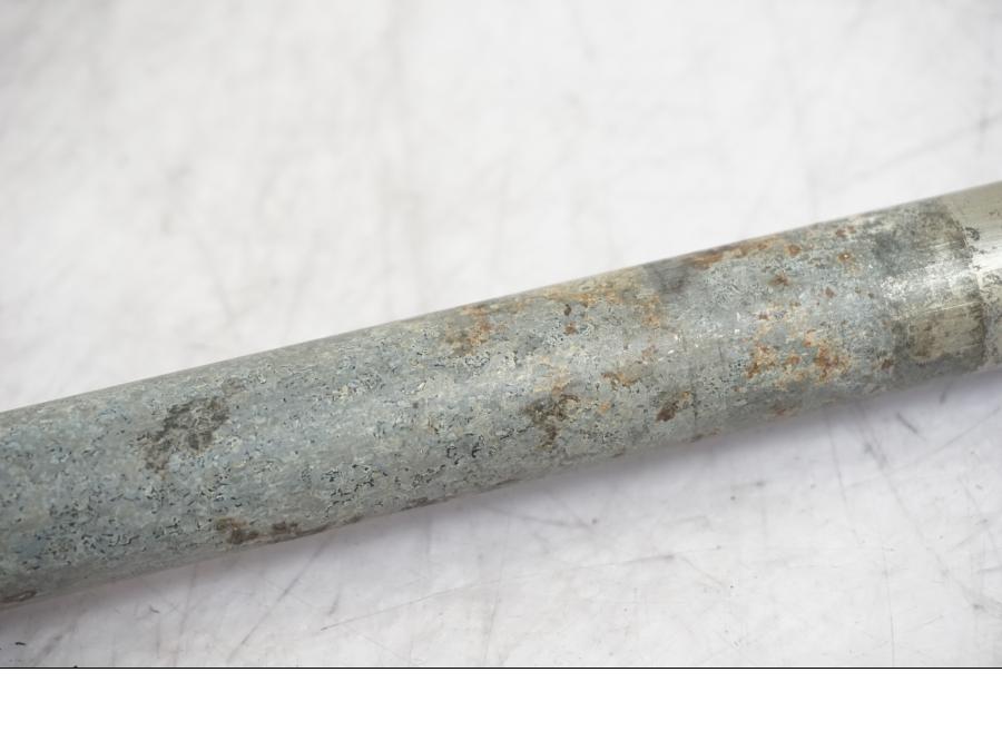 Snett uppifrån på Axel från en Kawasaki ZX-10R -2008 motorcykel.