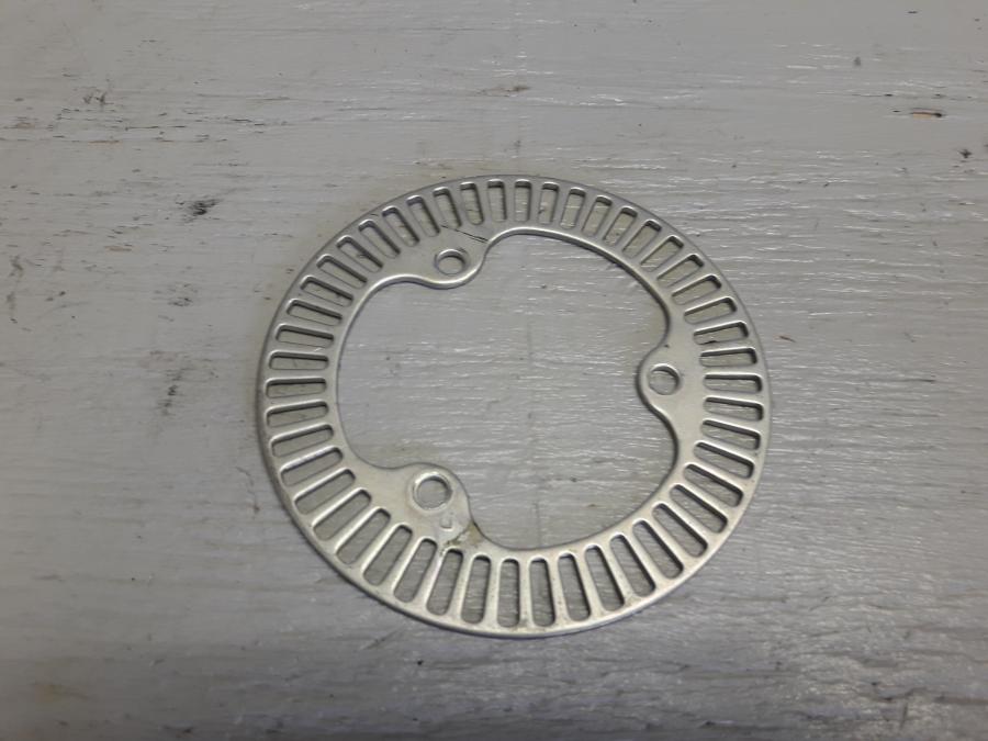 Framsidan på ABS krans från en KTM 125 Duke -2017 motorcykel.