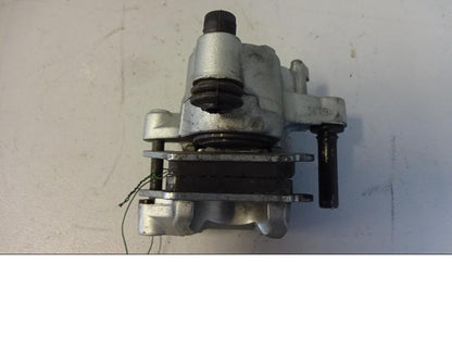 Vänster sida på Bromsok från en Yamaha XT 660 R -2014 motorcykel.