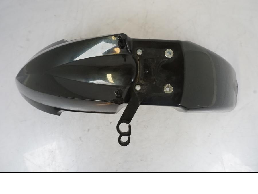 Snett nerifrån på Framskärm från en KTM 640 SM -2005 motorcykel.