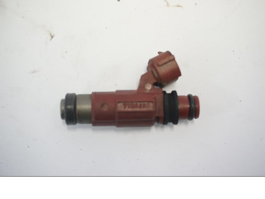 Baksidan på Spridare från en Suzuki DL 1000 -2003 motorcykel.