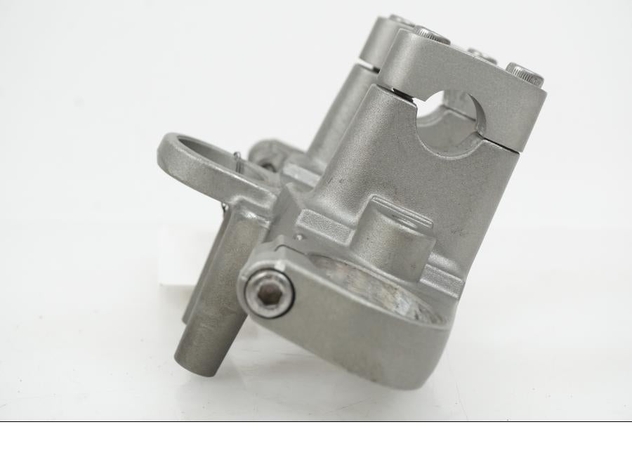 Höger sida på Gaffelkrona från en Yamaha XJ 900 -1997 motorcykel.