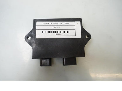 Baksidan på CDI / ECU från en Yamaha XJR 1300 -2000 motorcykel.