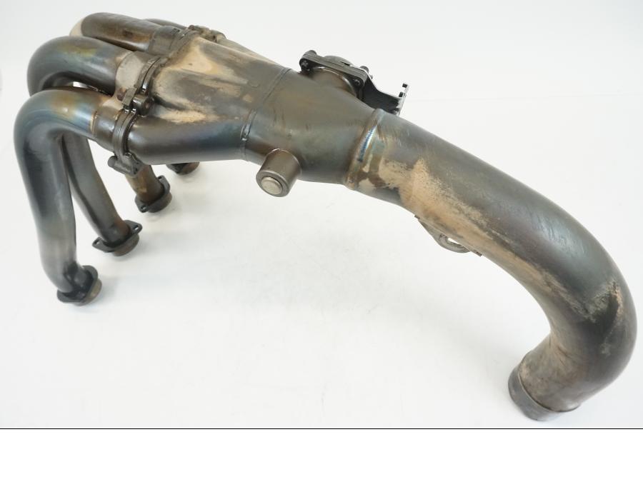 Extrabild3 på Grenrör från en Yamaha YZF 1000 R1 -2004 motorcykel.